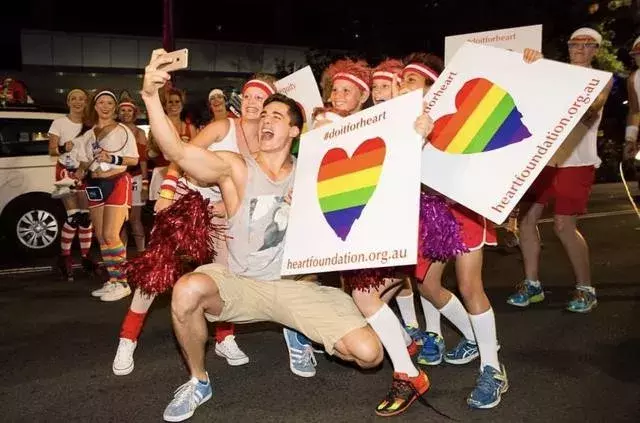 blued用什么邮箱注册？